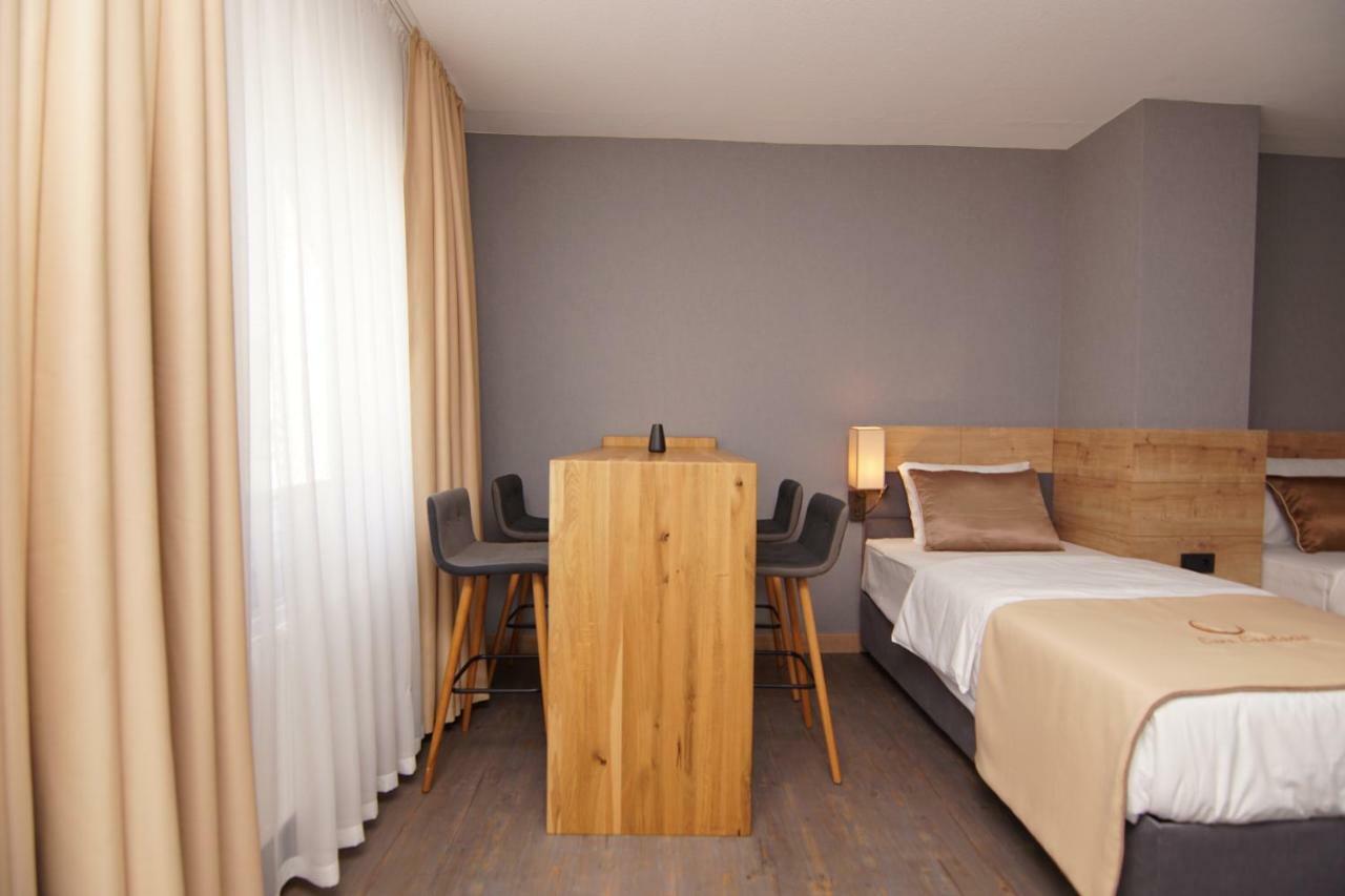 Casa Constanza Hotel Garni FDH Exterior photo